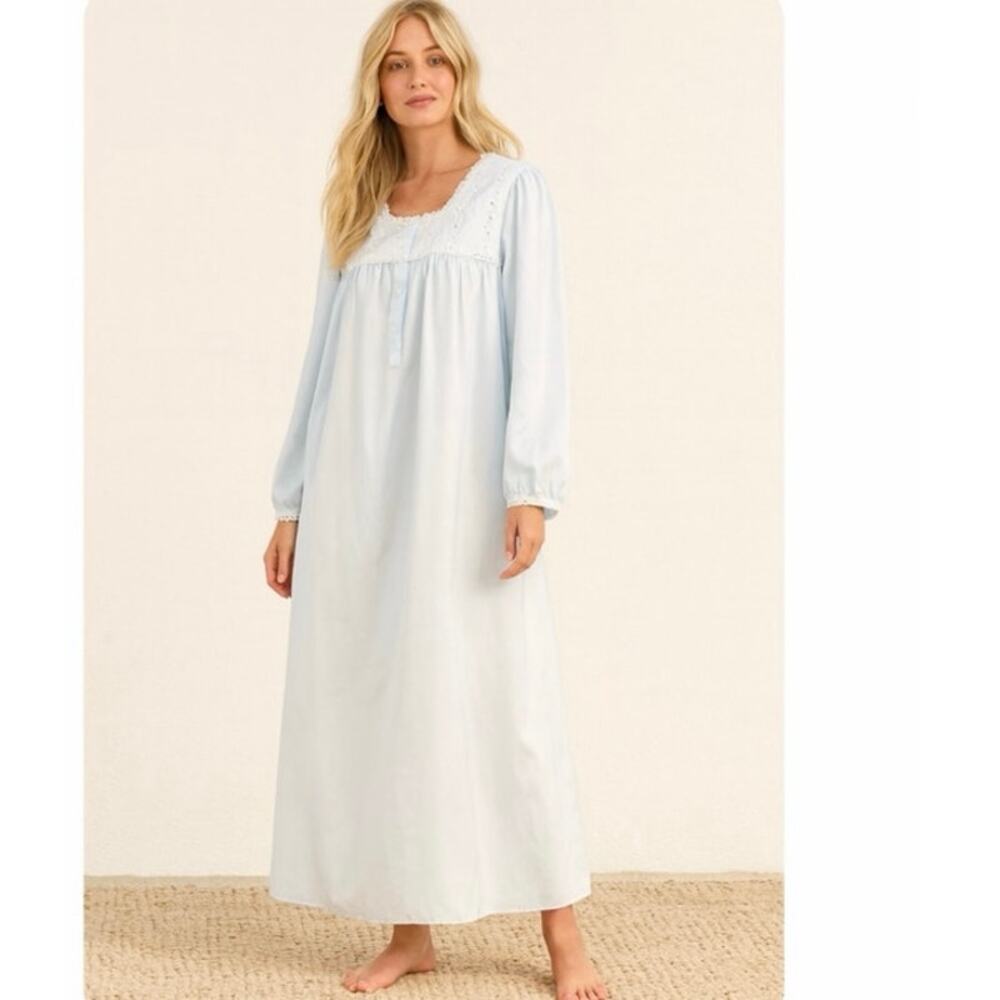 Vintage Oscar De La Renta Baby Blue Satin Lace Granny Cottage Core Night Gown
